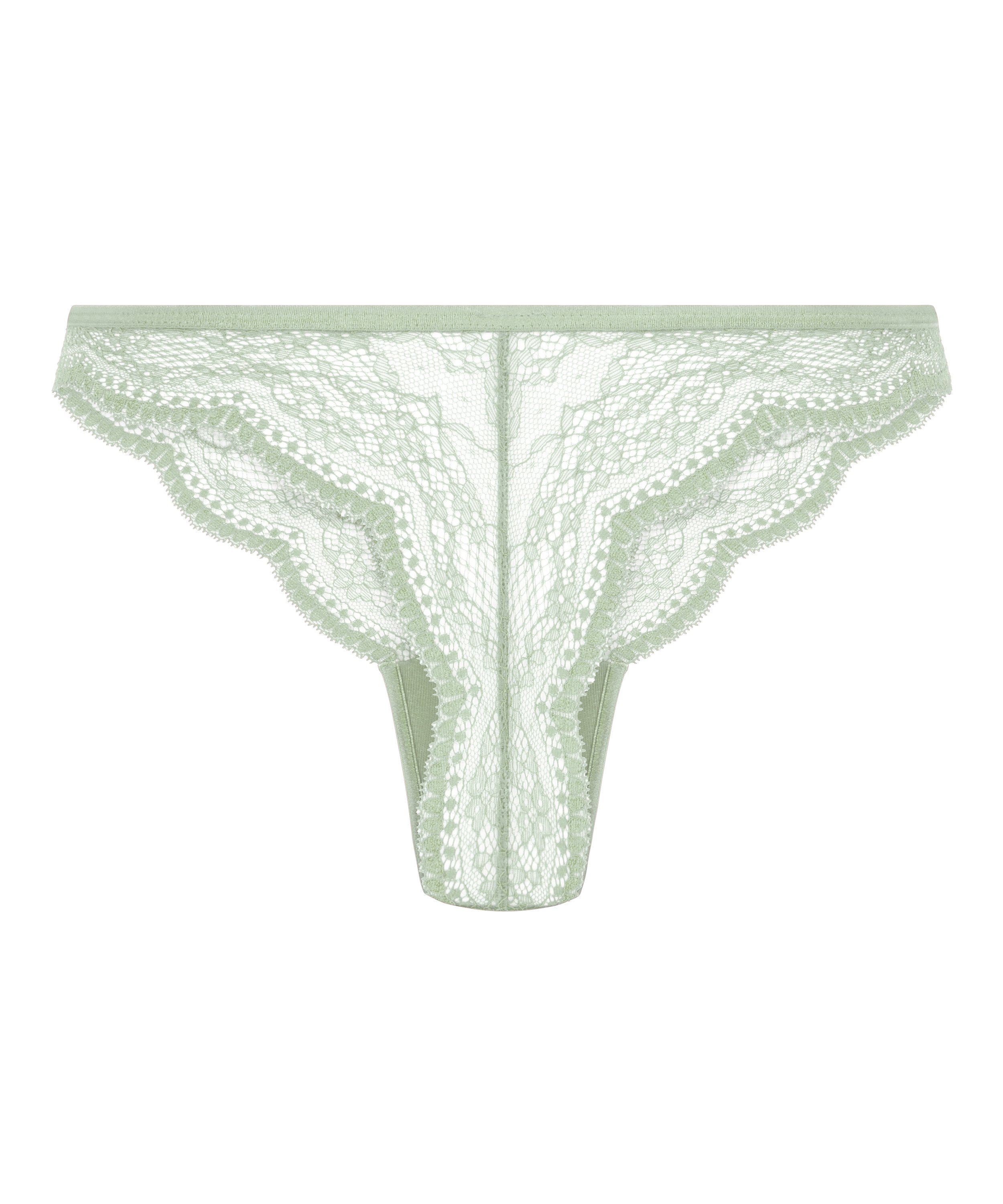 Isabelle Cheekini, Green, main