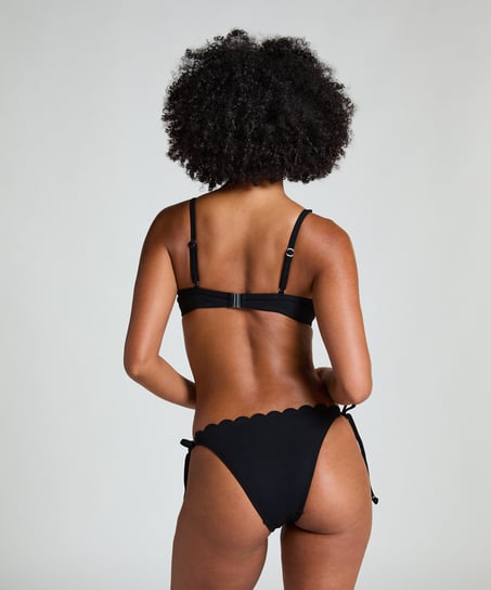 Scallop Bikini Bottoms, Black