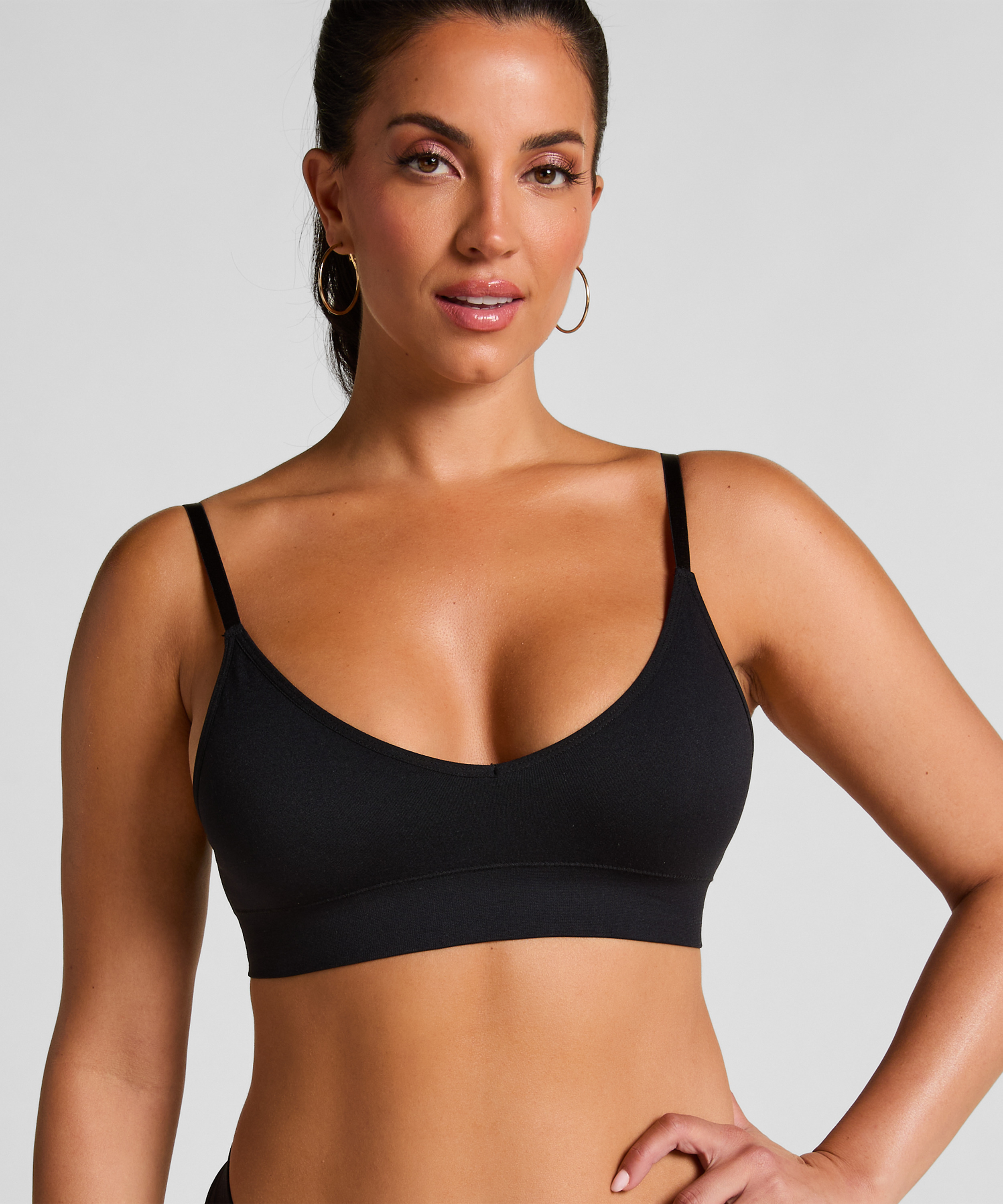 Dide Triangle Bralette, Black, main