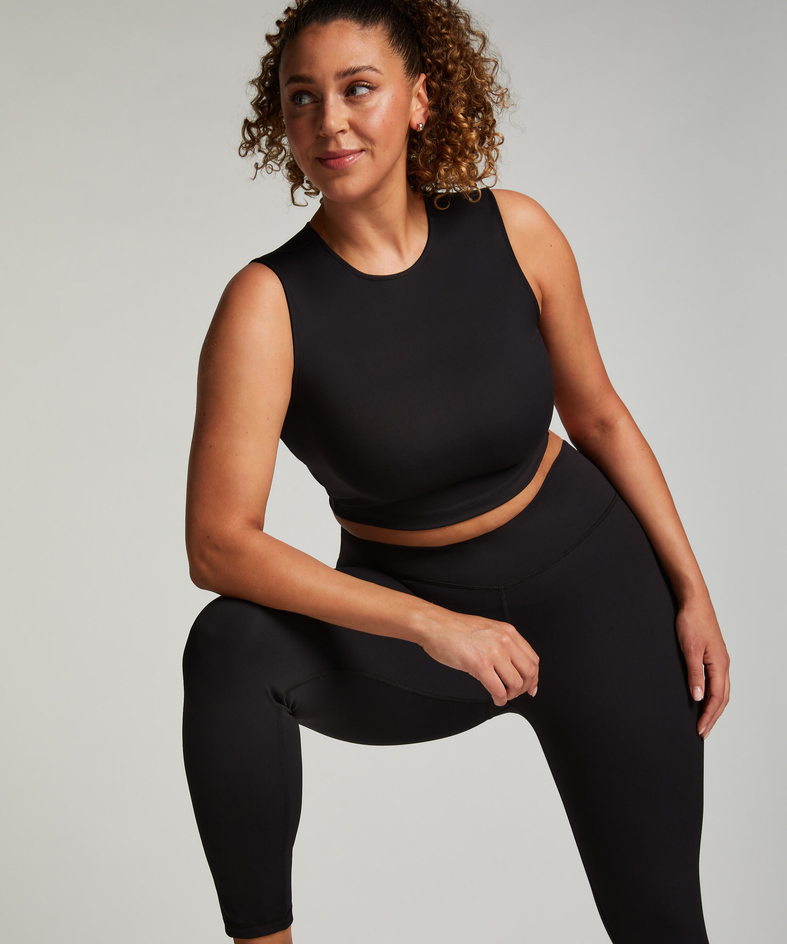 HKMX Sports Top, Black