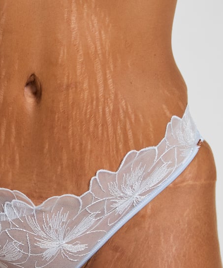 Emilia Brazilian, Blue