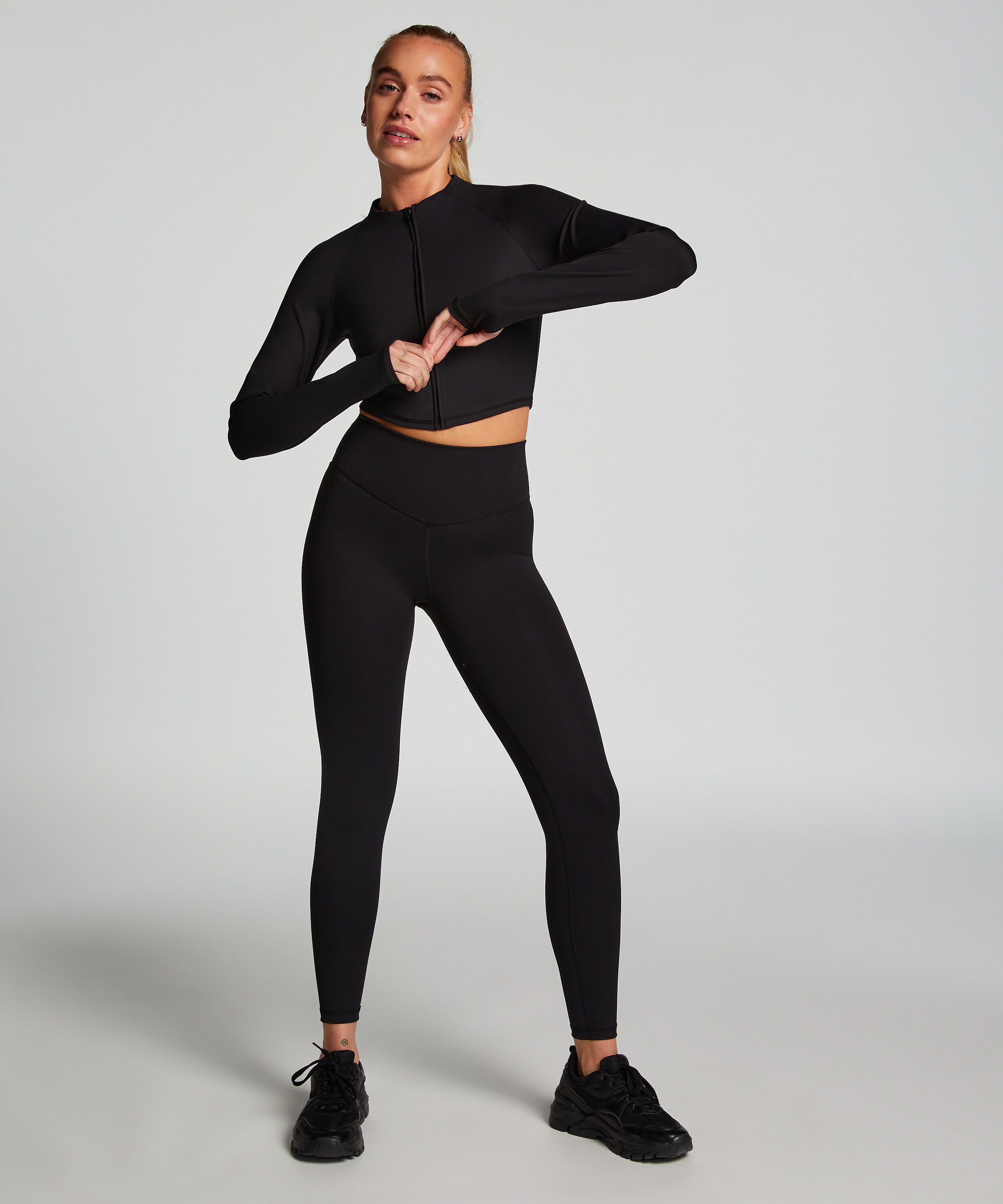 HKMX Sports Jacket, Black