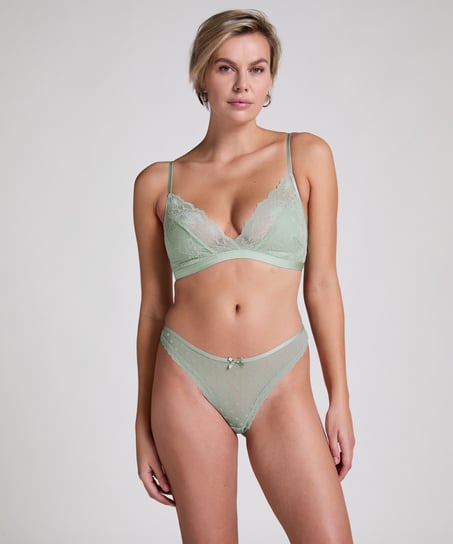 Phoebe Thong, Green