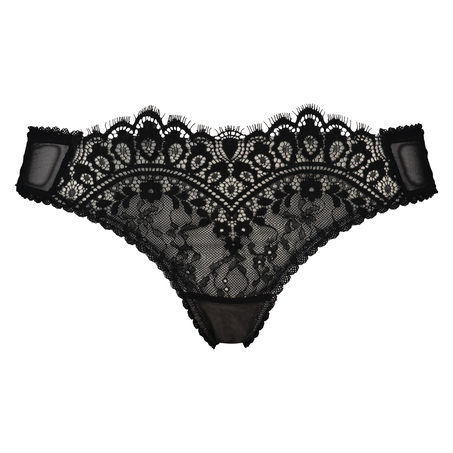 Alicia Thong, Black
