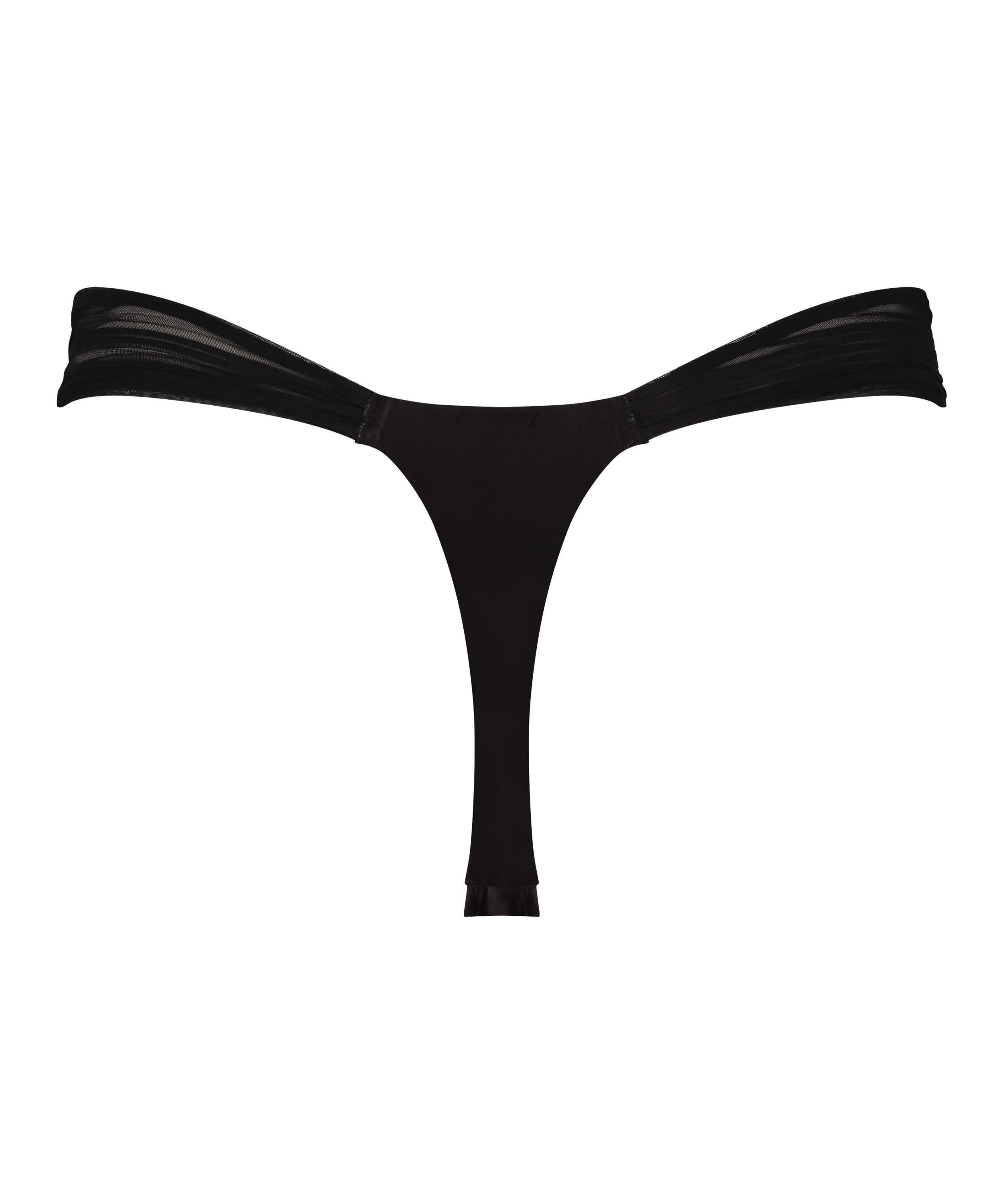 Antonia Thong, Black, main