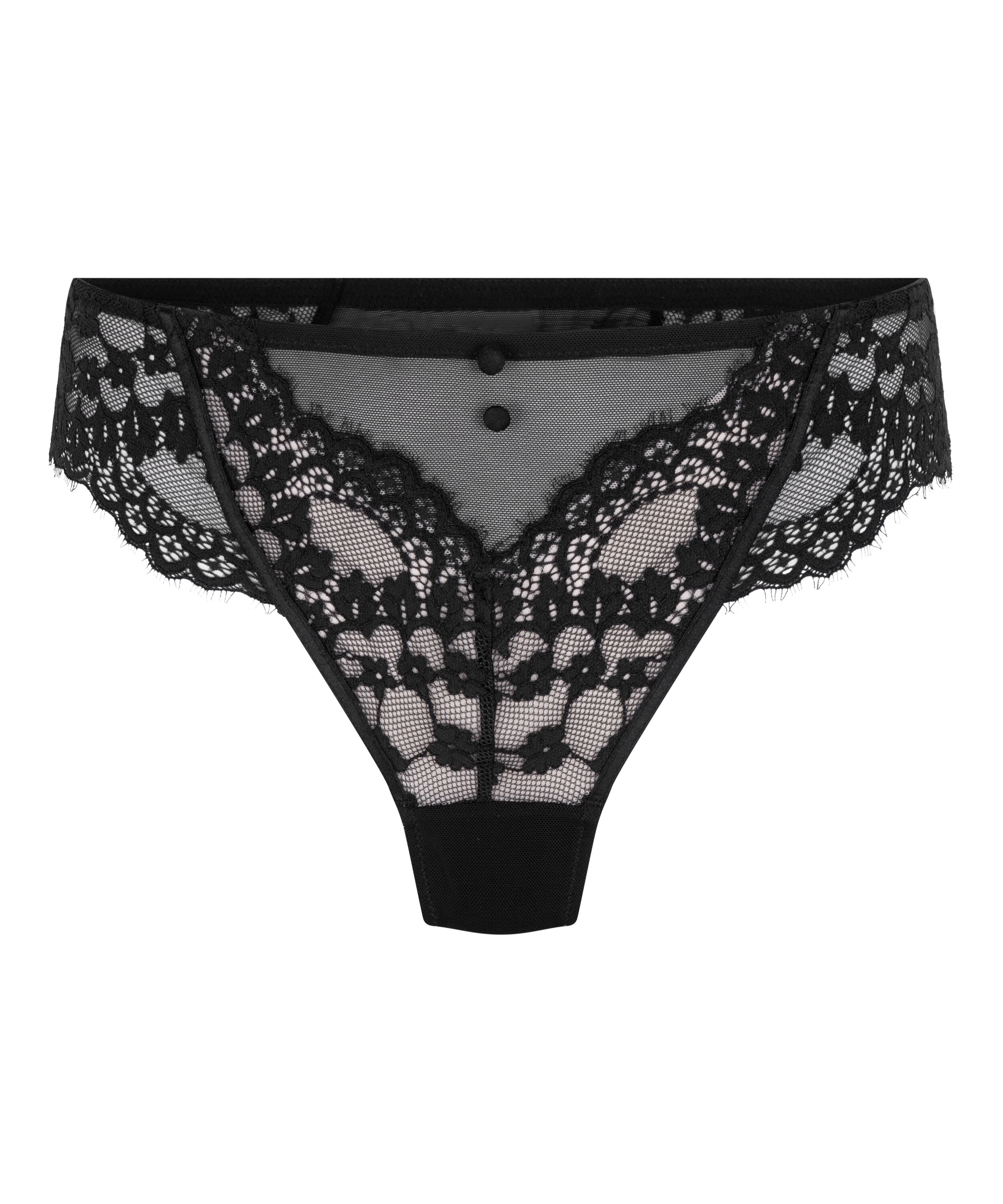 Daisy Thong, Black