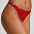 Whitney Thong, Red