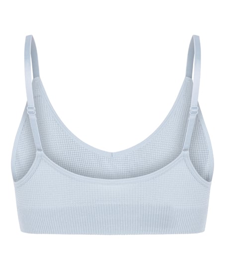 Dianne Bralette, Blue