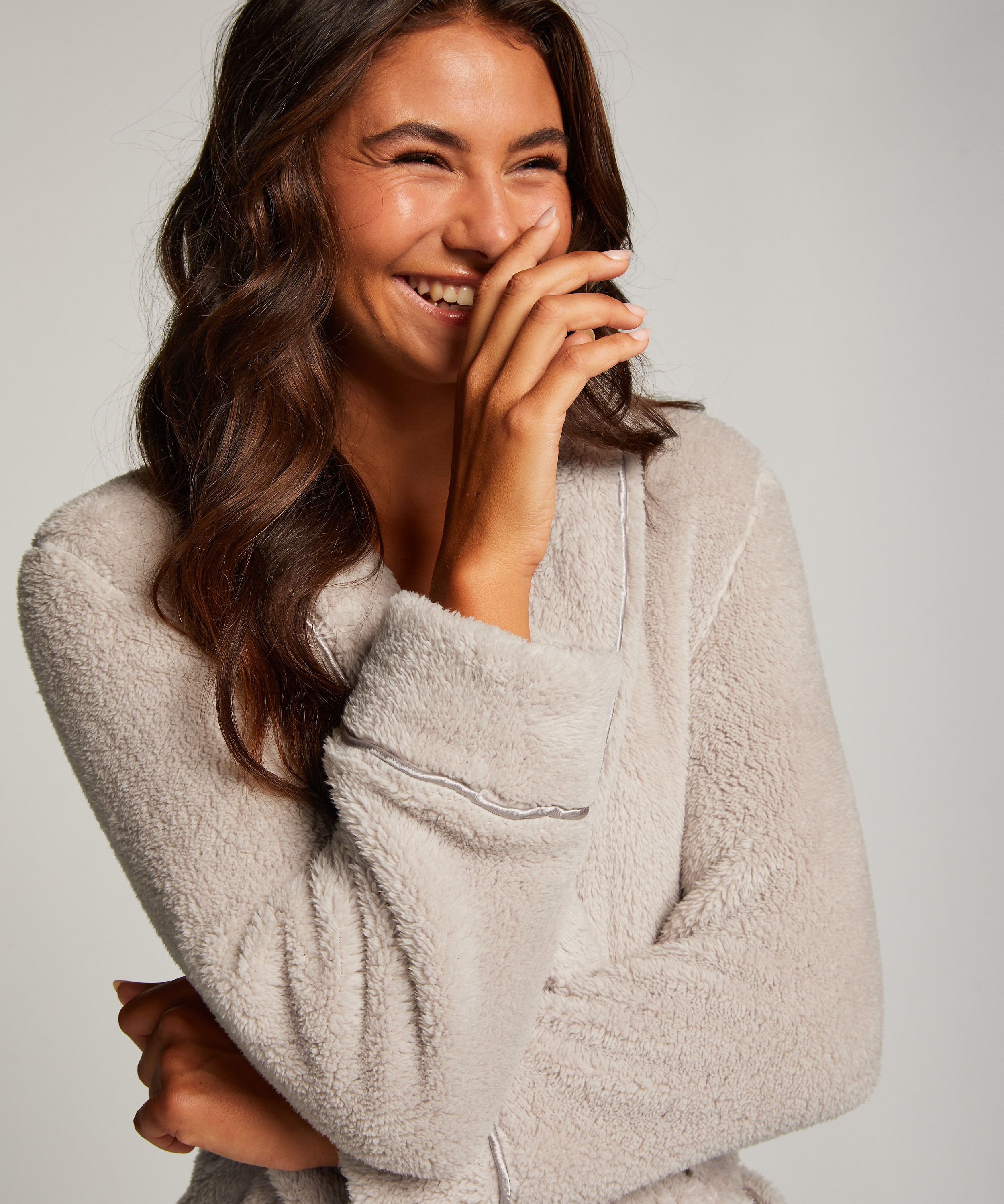 Long Fleece Bathrobe for €46.99 Robes Hunkemöller